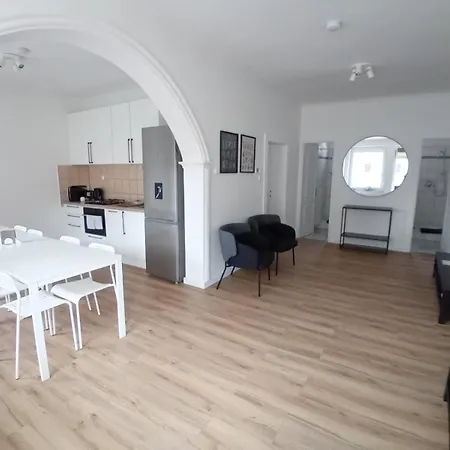 アパート Buekfuerdo Bercsenyi 13 Apartmanhaz, Buekfalva