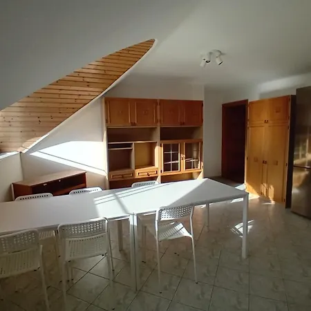 Buekfuerdo Bercsenyi 13 Apartmanhaz, Buekfalva アパート *