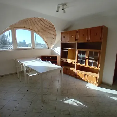 アパート Buekfuerdo Bercsenyi 13 Apartmanhaz, Buekfalva *