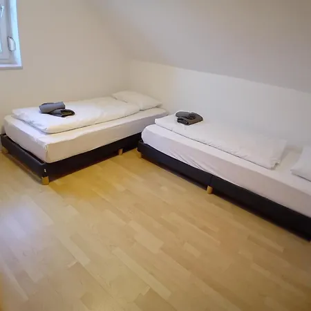 Buekfuerdo Bercsenyi 13 Apartmanhaz, Buekfalva アパート *