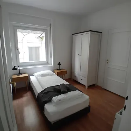 Buekfuerdo Bercsenyi 13 Apartmanhaz, Buekfalva アパート *