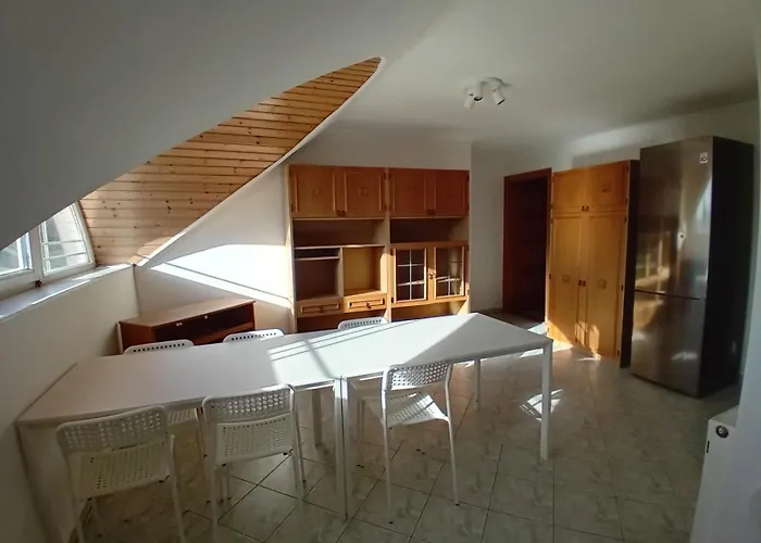 Buekfuerdo Bercsenyi 13 Apartmanhaz, Buekfalva Lägenhet *