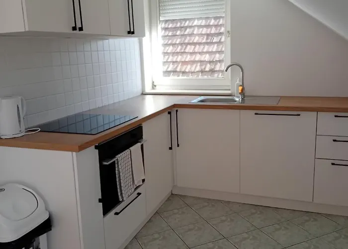 Buekfuerdo Bercsenyi 13 Apartmanhaz, Buekfalva